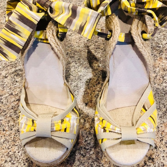 Summer wedge sandals - Picture 2 of 4